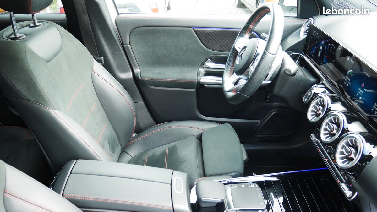 Mercedes GLA 200 D 150CH AMG LINE 8G-DCT (image 4)