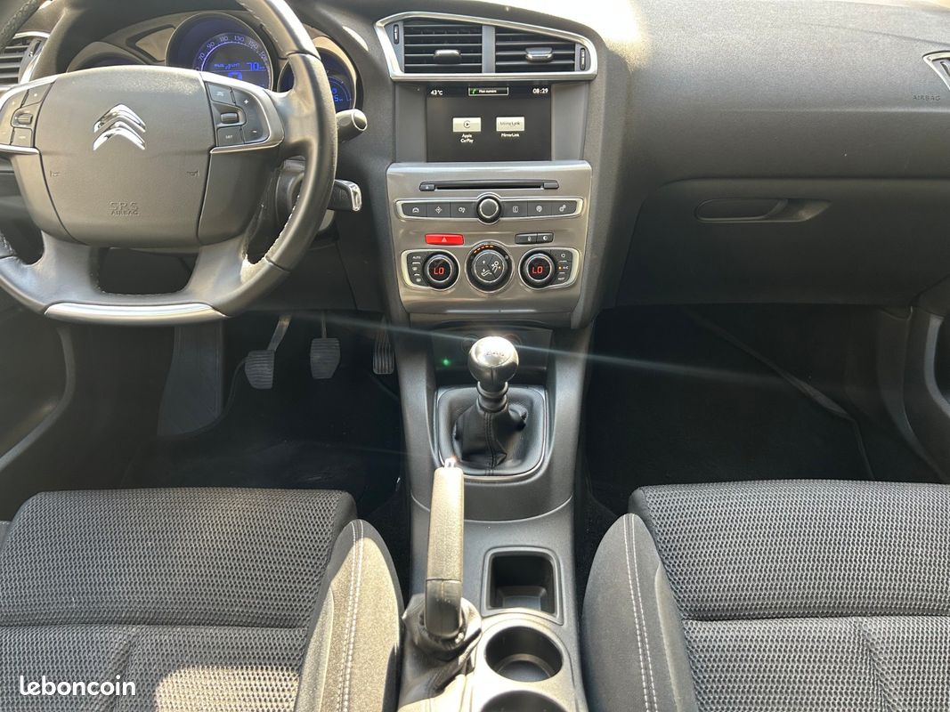 CITROEN C4 C4 PureTech 130 SS BVM6 Shine / Apple Carplay (image 18)