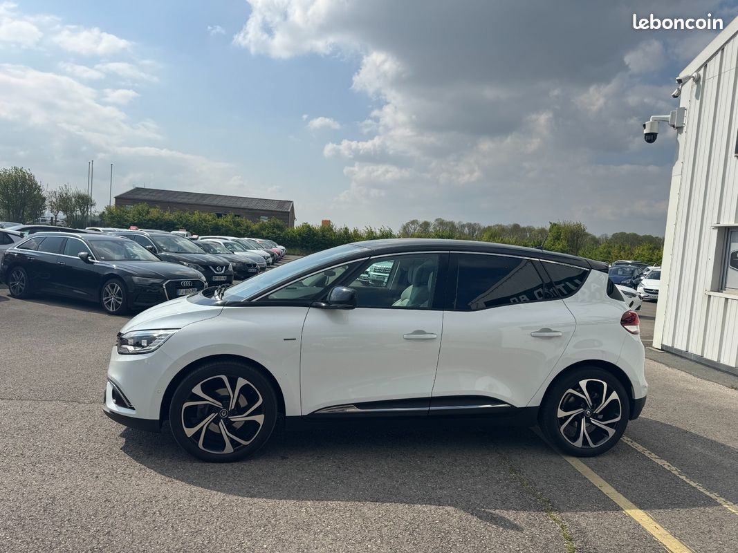 RENAULT SCENIC IV Edition One 1.2i 130 CV 09/2016 47800 KM TOIT PANORAMIQUE INTIÉRIEUR CUIR SIÈGES CHAUFFANTS ET MAS (image 4)