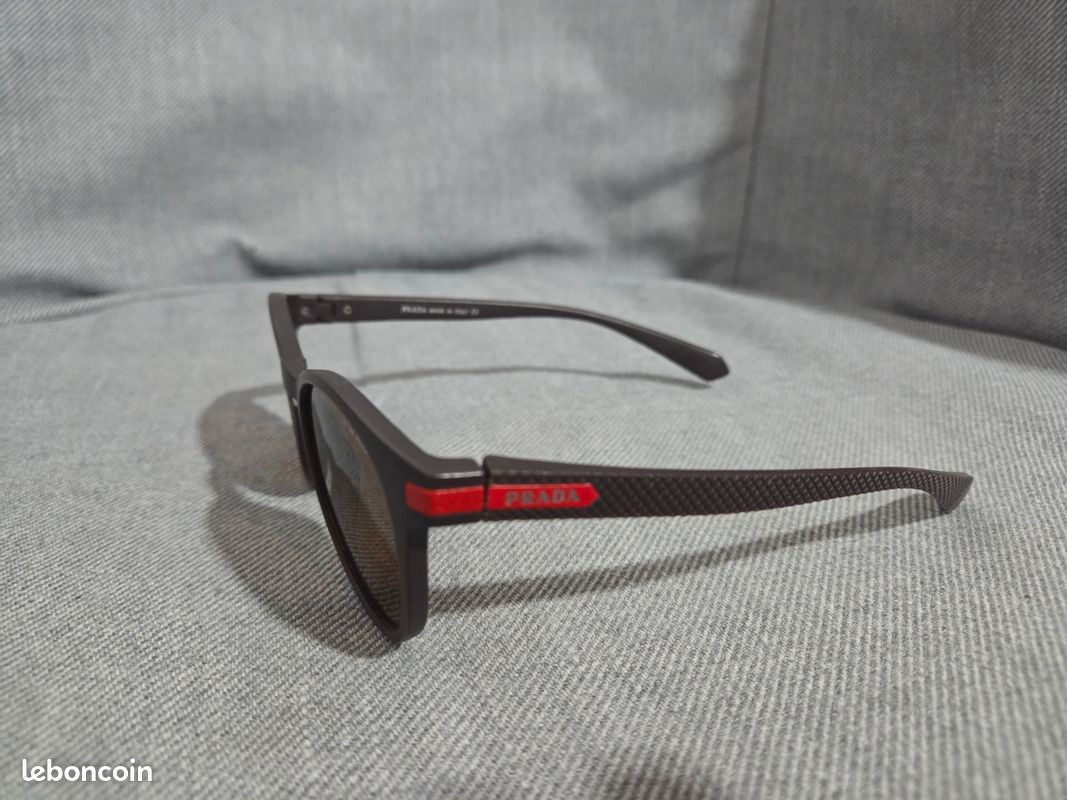 Lunettes de soleil Prada noires, verres marron , 25613 56■18-138 (image 4)