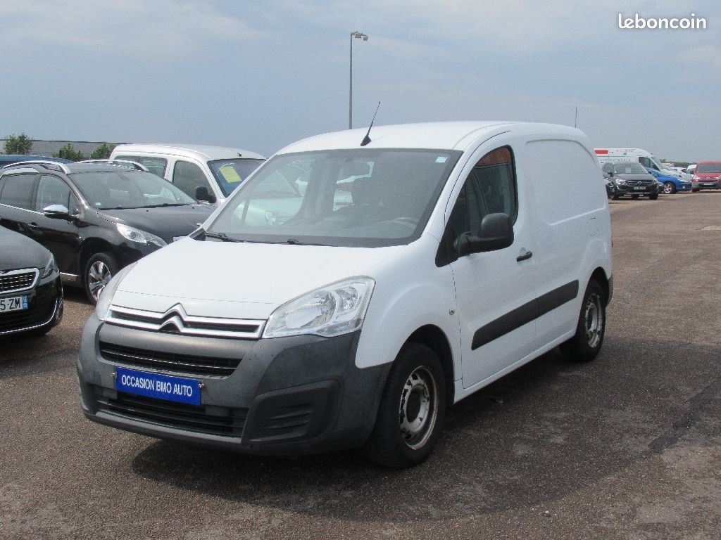 Citroën Berlingo CABINE 1.6HDI 100ch CONFORT (image 2)
