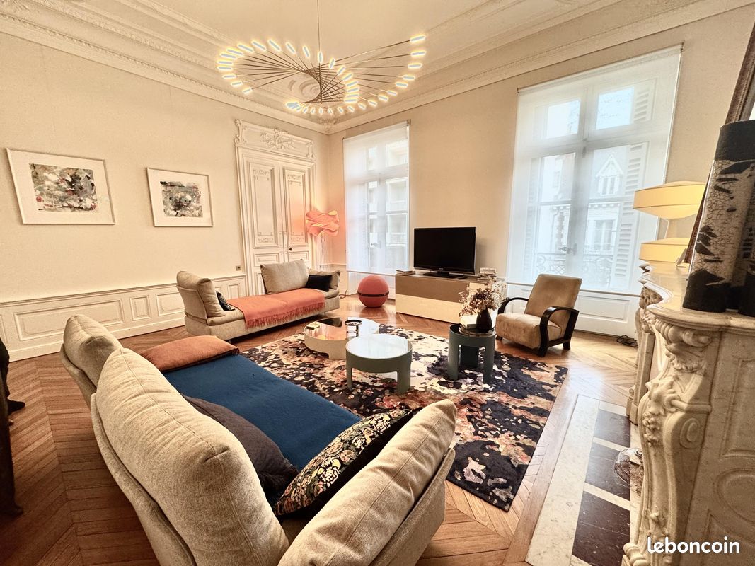 Appartement 5 pièces 212 m² · à Clermont-Ferrand · 212 m² · 795 000 €