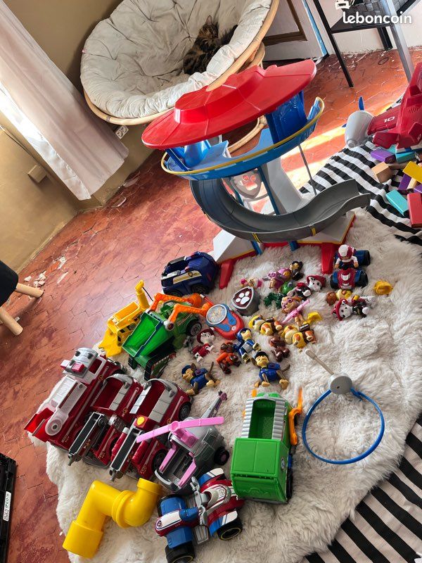 Lot de jeux paw patrol (image 1)