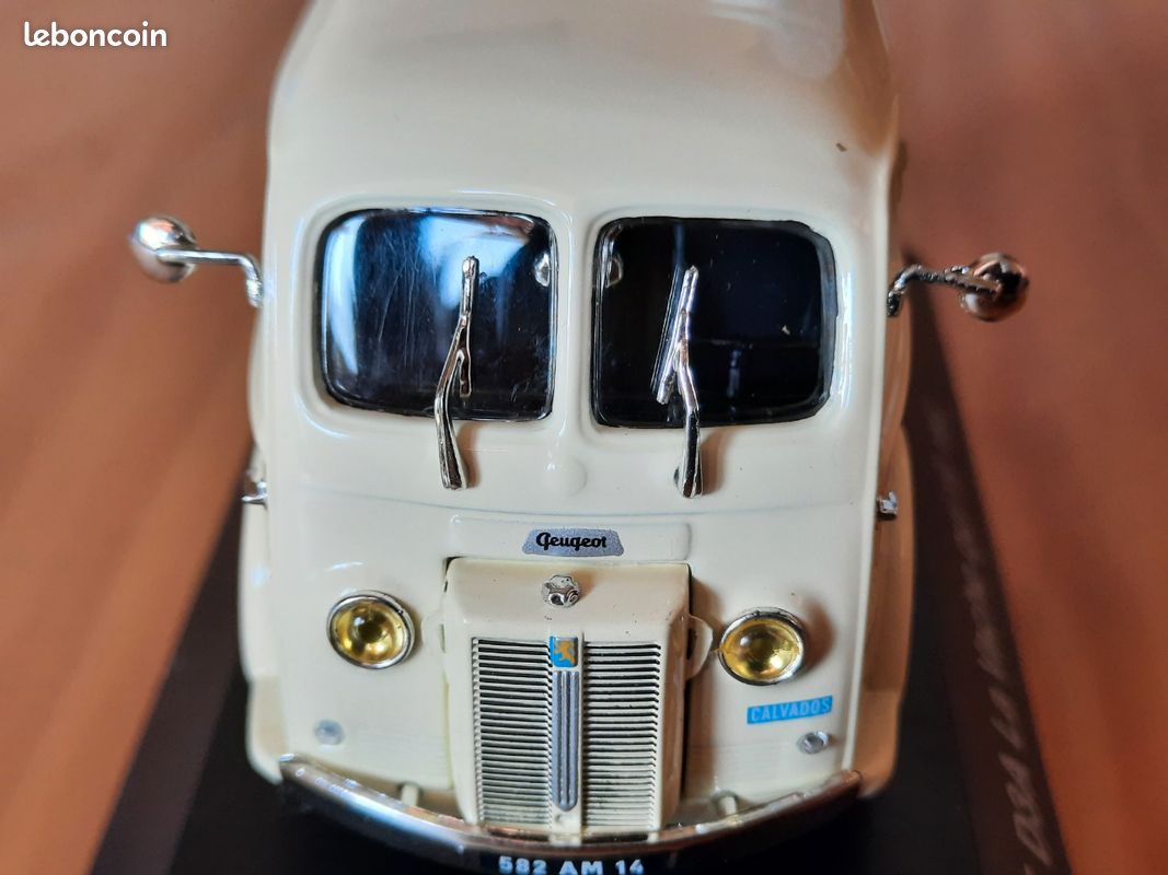 Peugeot 203 Publicitaire La Vache Qui Rit - Aquavit 1/43, Véhicule Commercial, Bleu/crème