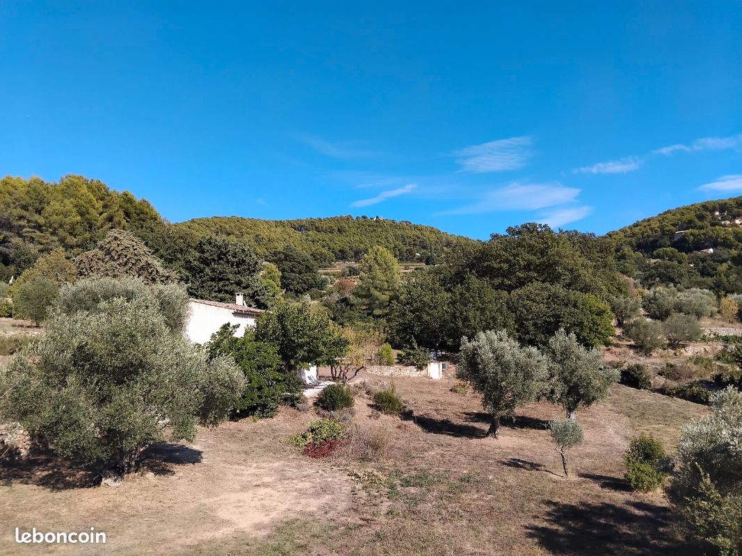 Maison 4 pièces 90 m² · à Le Beausset · 90 m² · 1 700 €/mois