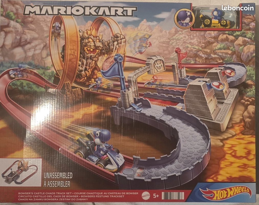 Hot Wheels Mario Kart Chaos at Bowser Castle with Yoshi Mini Vehicle, Small Cars Playset, Closed Package, Children's Toy, HFY14 (image 1)