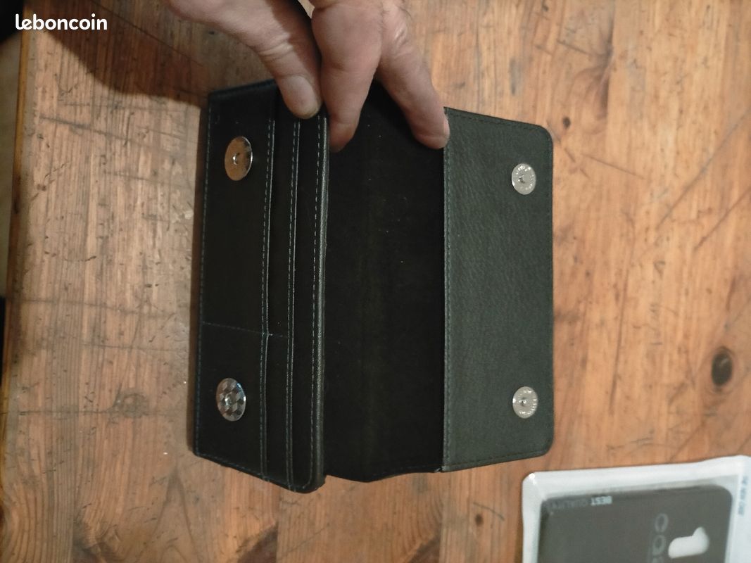 Protection portefeuille porte cartes smartphone (image 4)