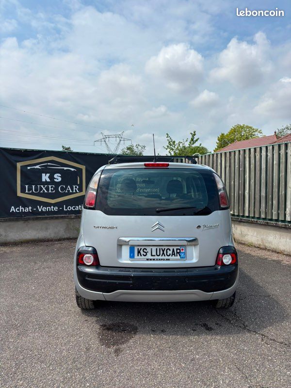 Citroen C3 Picasso 1.4i 95 CV 1 ères mains (image 4)
