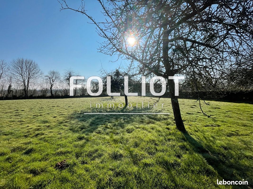 Terrain 6050 m² · à Hambye · 6 050 m² · 90 500 €