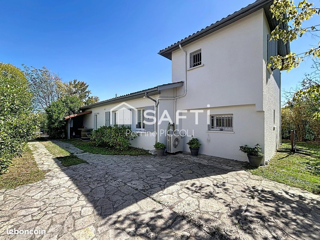 Maison 6 pièces 161 m² · à Mérignac · 161 m² · 679 000 €