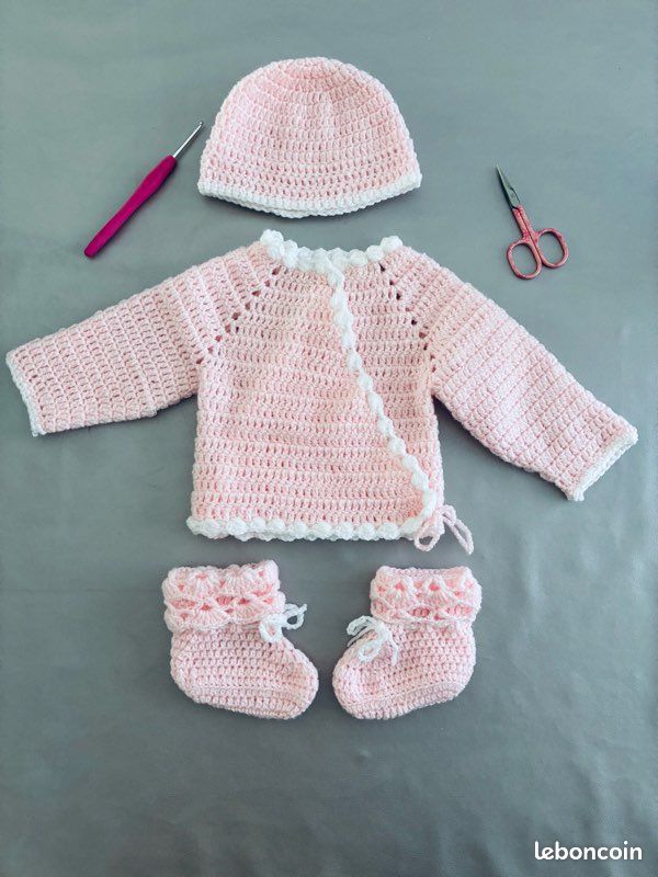 Layette bébé 0-3 mois fait main (image 1)