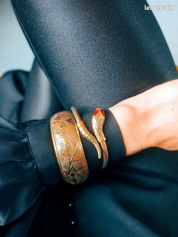 Bracelet Vintage Métal Doré Effet Serpent Avec Initiale S - Bijou Monogramme Occasion