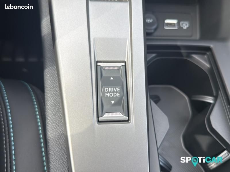 Peugeot 308 1.5 BlueHDI 130ch S&S Allure EAT8 (image 16)