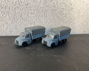 Camion Miniature Citroën U23 Bâché Usine Michelin - Norev échelle 1:54 - Sur Socle - Occasion