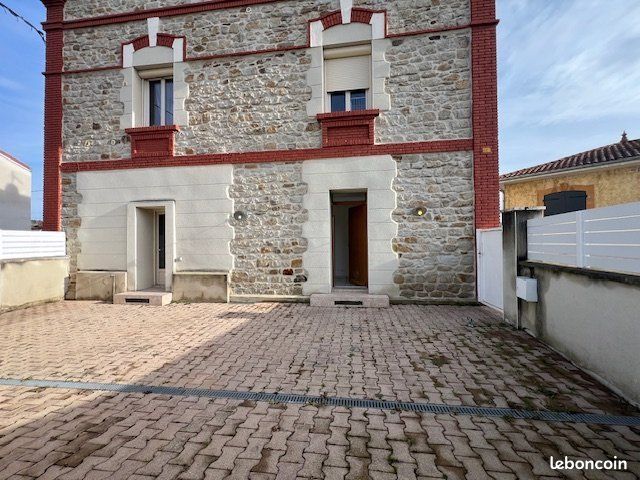 Appartement 2 pièces 48 m² · à Roche-la-Molière · 48 m² · 86 000 €