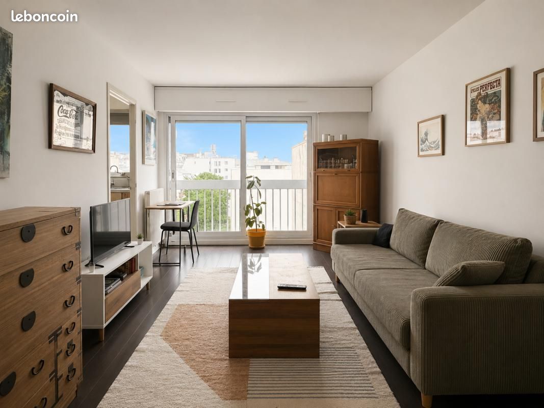 Appartement 1 pièce 30 m² · à Paris · 30 m² · 300 000 €
