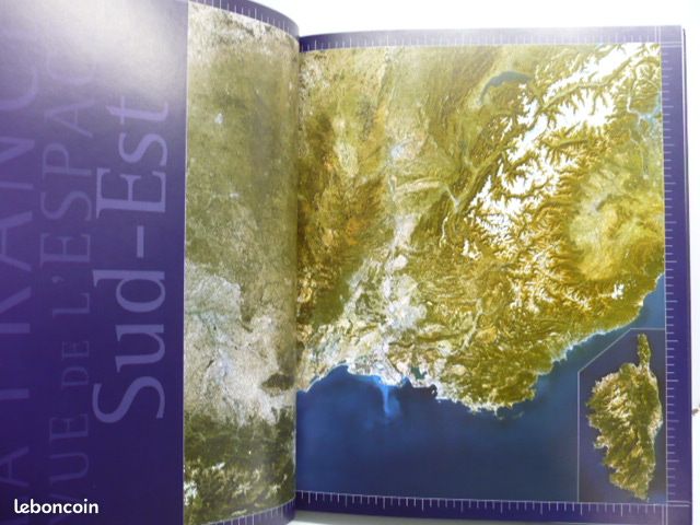 Livre – La France vue de l'Espace – 250 images satellite des régions et villes de France (image 2)