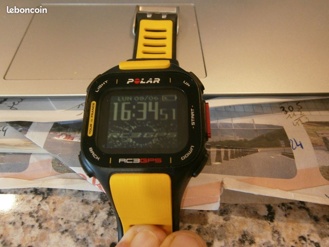 Céde Polar RC3 GPS Spéciale Edition TBE Sport Plein air