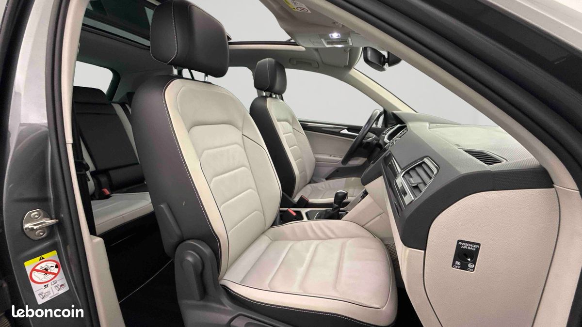 VOLKSWAGEN Tiguan 2.0 TDI 150 DSG7 Carat Exclusive (image 14)