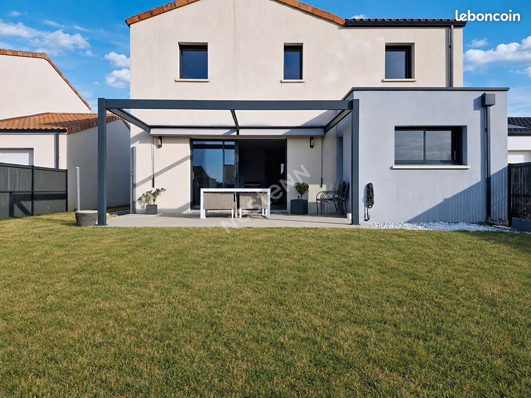 Maison 5 pièces 120 m² · à Vair-sur-Loire · 120 m² · 1 106 €/mois