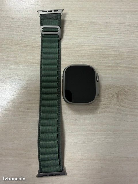 Montre connectée Apple Watch Ultra 49mm gris et vert (image 2)