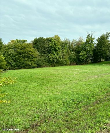 Terrain constructible avec CU à Nantiat 87 Limousin