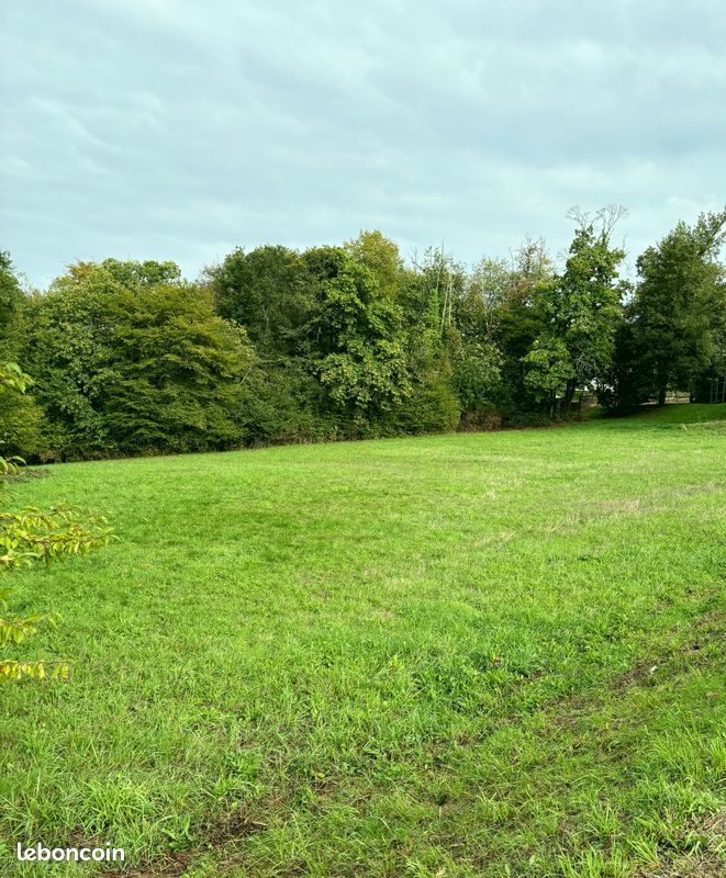 Terrain constructible avec CU à Nantiat 87 Limousin · 29 000 €