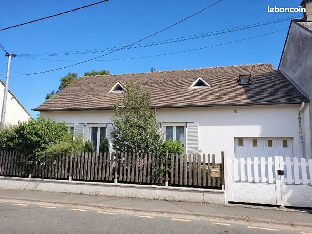 Maison 4 pièces 116 m² · à Chartres · 116 m² · 115 000 €