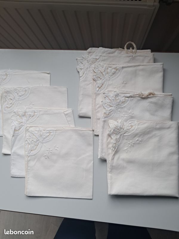 Nappe brodée écru 160x240cm 12 serviettes brodées (image 4)