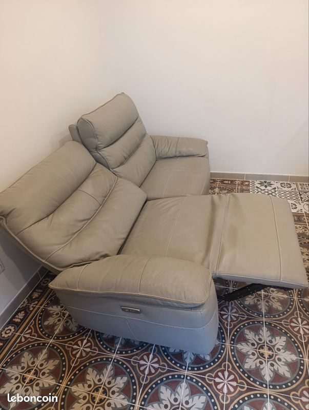 Canapé cuir (image 5)