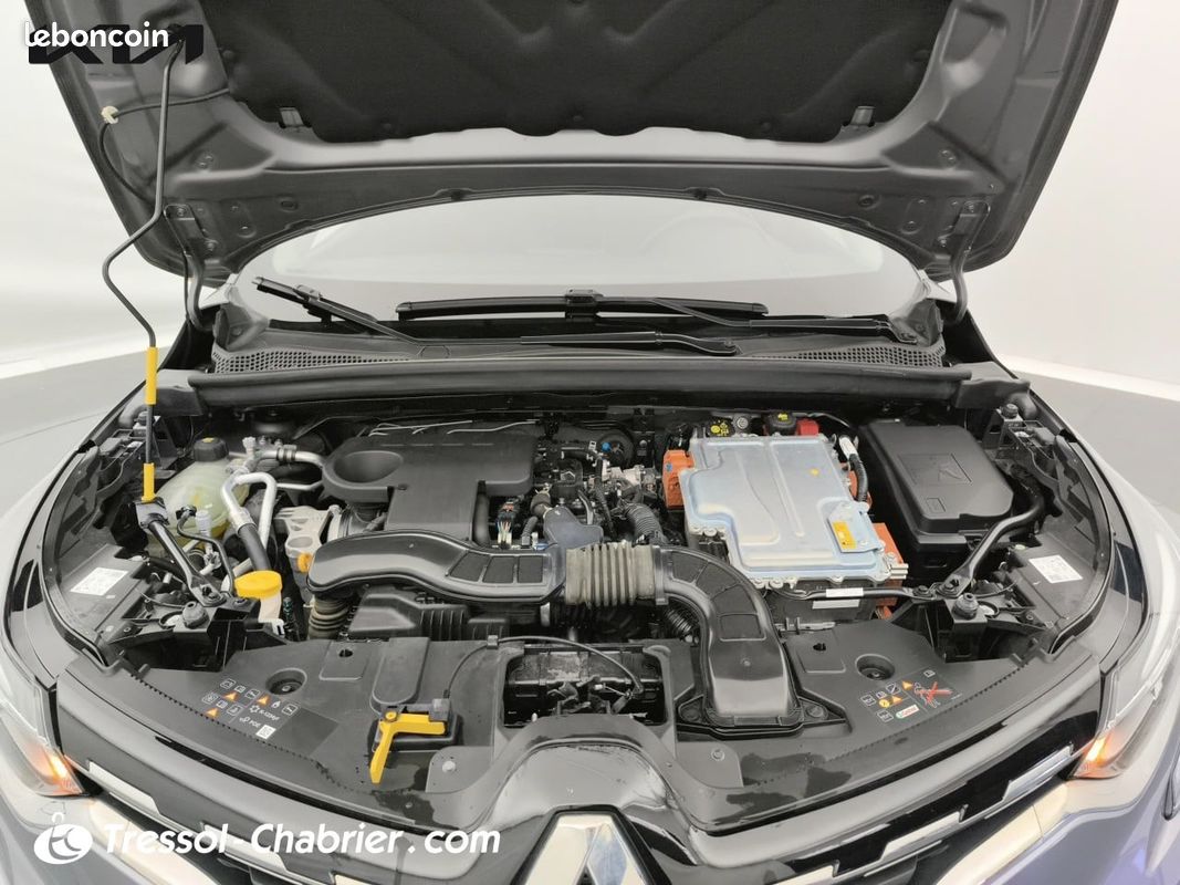RENAULT Captur E-Tech 145 - 21 Intens (image 27)