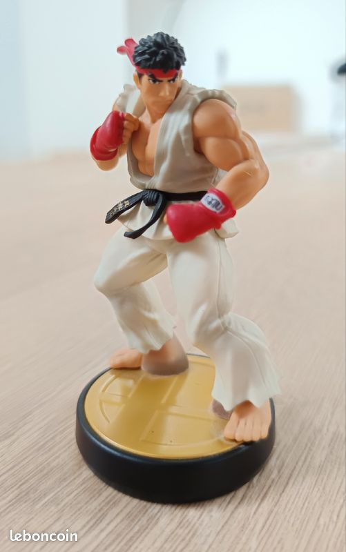 Amiibo Riu street Fighters (image 1)