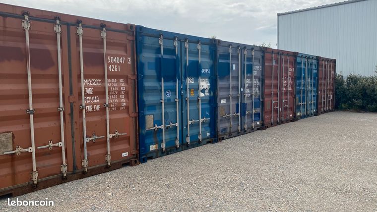 Location BOX DE STOCKAGE / GARDE MEUBLE