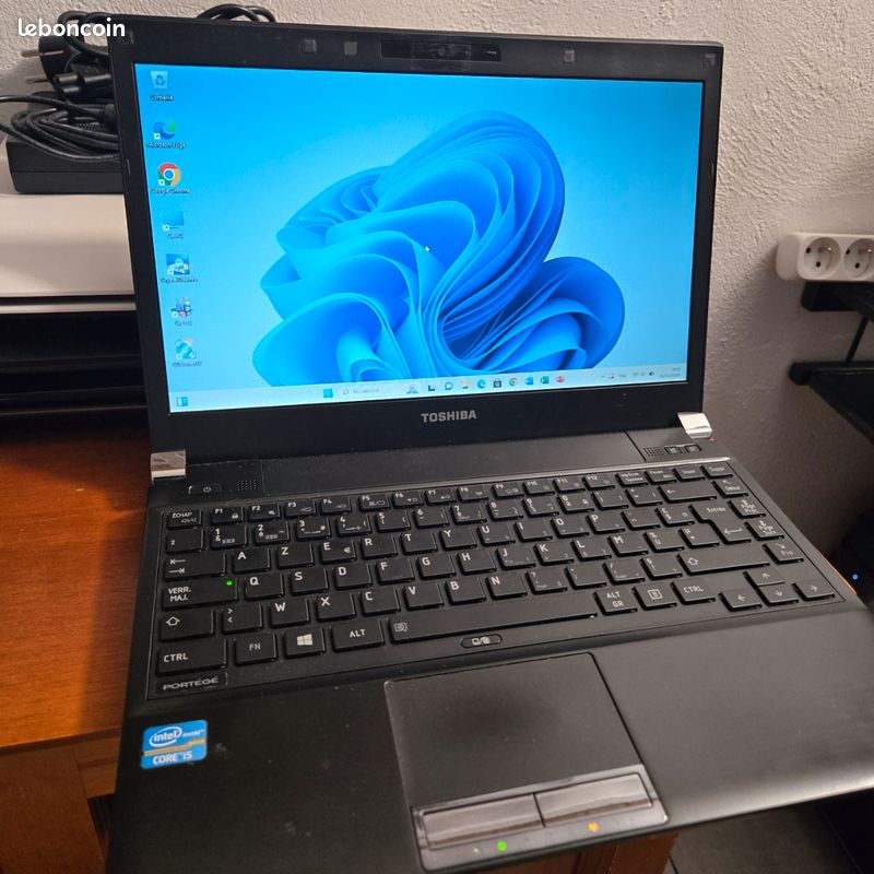 Pc Portable Toshiba i5 2,70GHZ SSD 500go Ram 8go + Pack