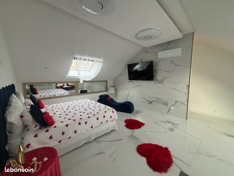 Love room Balnéo/Jacuzzi Escapade nature (image 10)