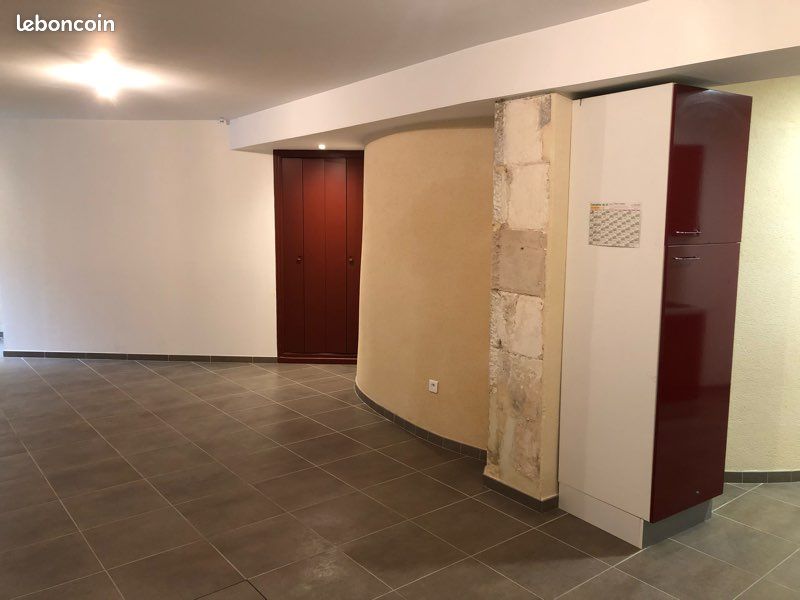 Appartement 3 pièces 72 m² · à Issoudun · 72 m² · 82 000 €