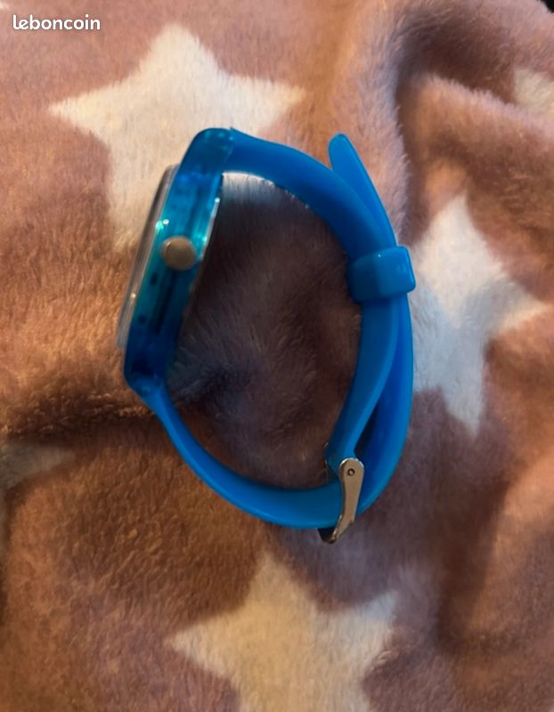 Montre bleu femme (image 3)