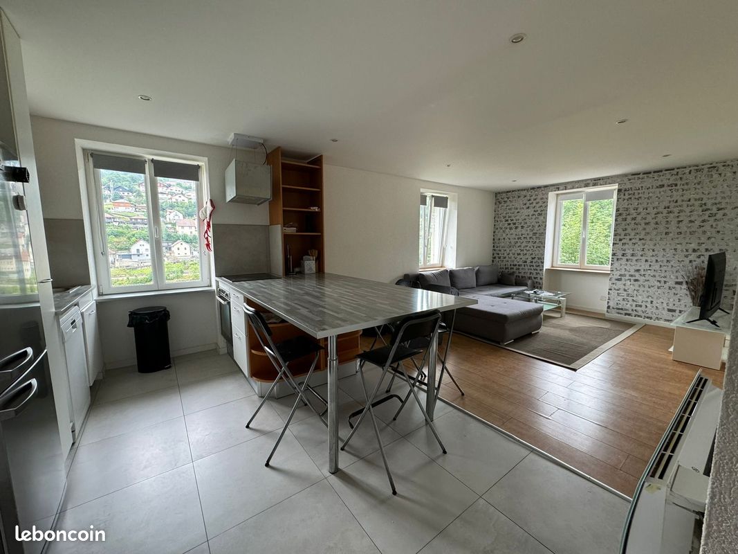 Appartement 3 pièces 70 m² · à Villers-le-Lac · 70 m² · 1 200 €/mois