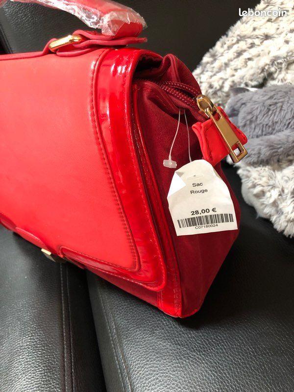 Sac à main rouge (image 3)