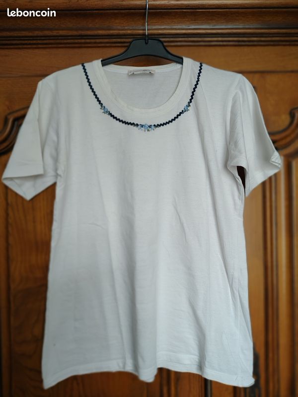 Tee shirt t-shirt femme marque ANTONELLE TAILLE 1 SOIT 42/44 blanc 100% COTON BRODERIE ENCOLURE (image 2)
