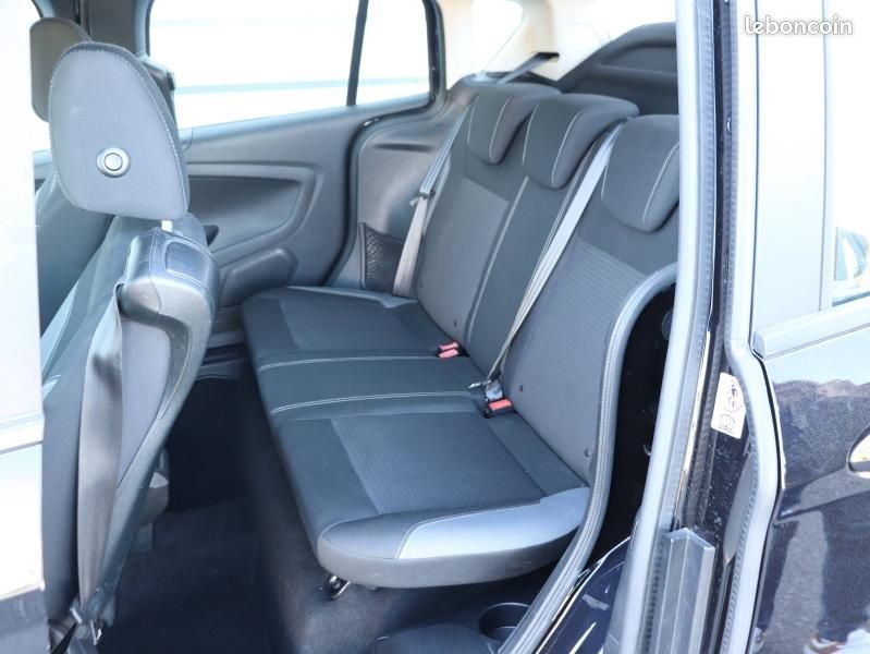 Ford B-MAX 1.0 SCTi 100ch EcoBoost Stop&Start Trend (image 10)