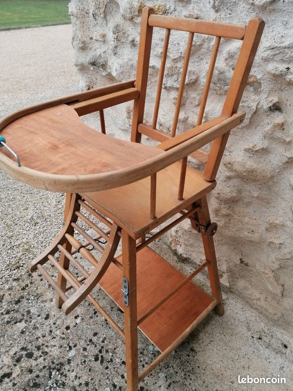 Chaise haute ancienne (image 2)