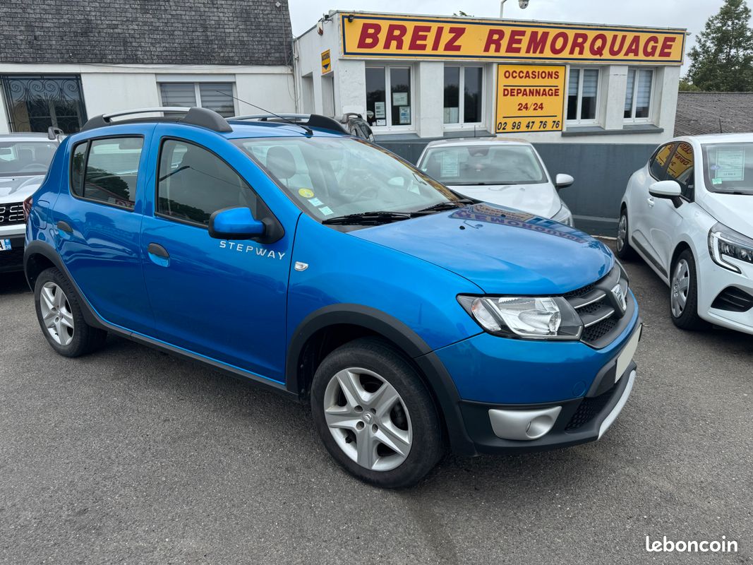 Dacia sandero ii ph1 stepway prestige 1.5 dci 90 bleu (image 1)
