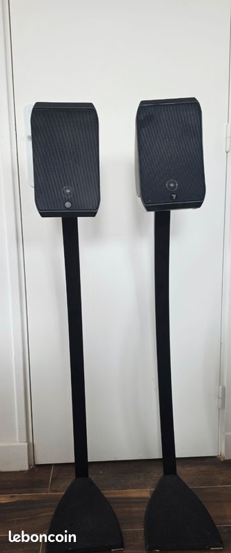 Vends enceinte Jmlab Sib avec pied et centrale Jmlab (image 1)