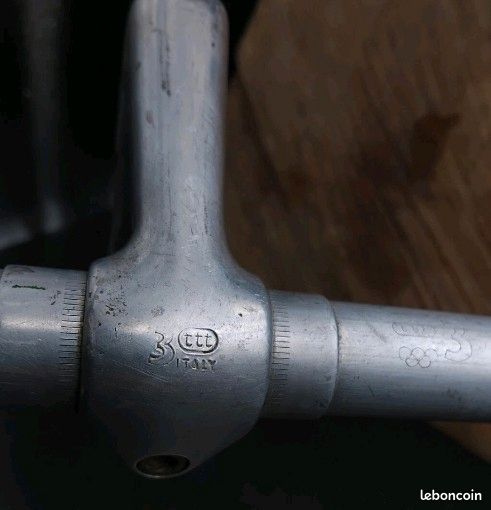 POTENCE DE VELO HANDLEBAR STEM 3 TTT RECORD 84 AR84 SILVER 110 mm 22.2 POTENCE DE VELO HANDLEBAR STEM 3 TTT RECORD 84 AR84 SILVER 110 mm 22.2