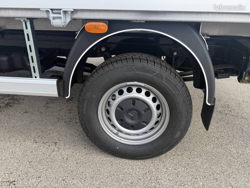Mercedes Sprinter CHASSIS CAB 319 CDI 37 3.5T RWD PRO (image 18)