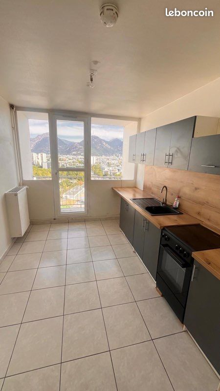 Appartement 4 pièces 82 m2 65000euros (image 1)