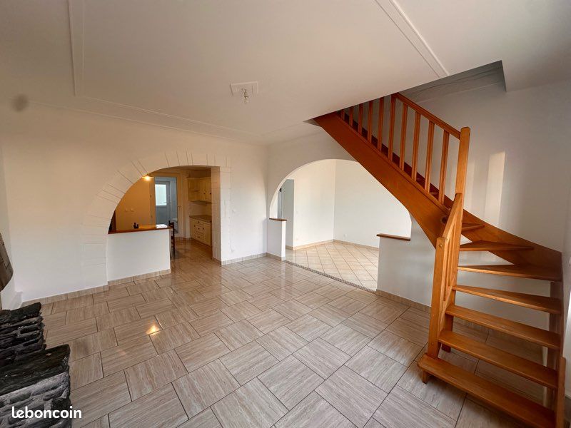 Maison 4 pièces 84 m² · à Mulsanne · 84 m² · 890 €/mois