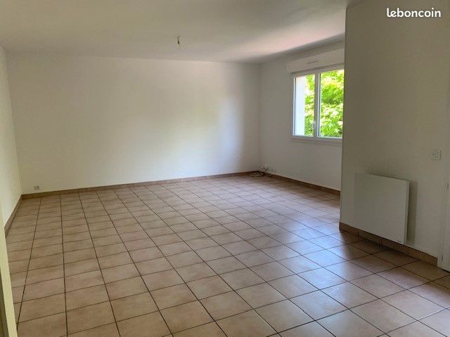 Appartement a louer  - 2 pièce(s) - 55 m2 - Surfyn