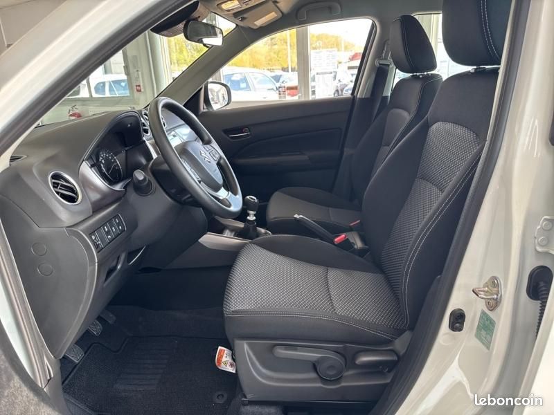 Suzuki Vitara 1.4 Boosterjet Hybrid 110ch Avantage MY25 (image 26)